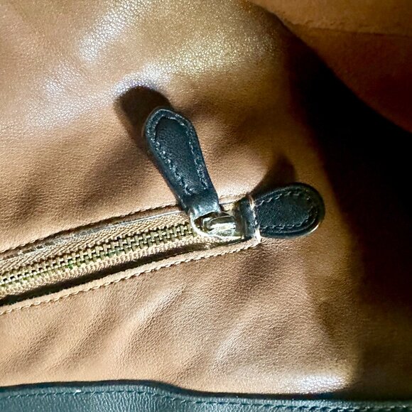 Coach NOMAD Luxury Quality Glove tanned Black Leather Hobo - Picture 13 of 15